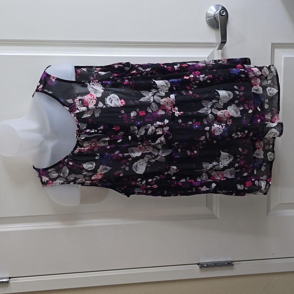 Torrid Floral Print Blouse‎ 2X